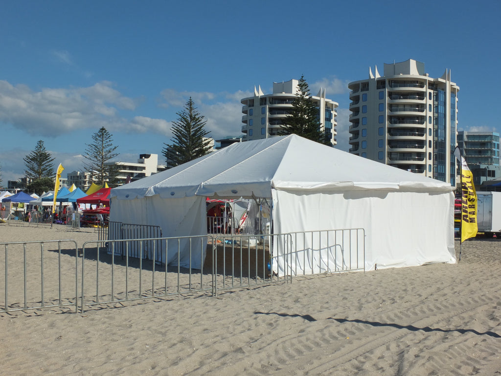 6x9 Clipframe Marquee (incl. white walls)