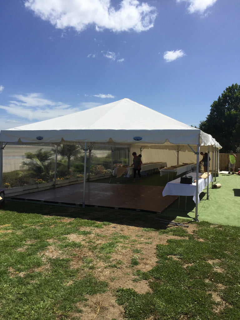 6x6 Clipframe Marquee (incl. white walls)