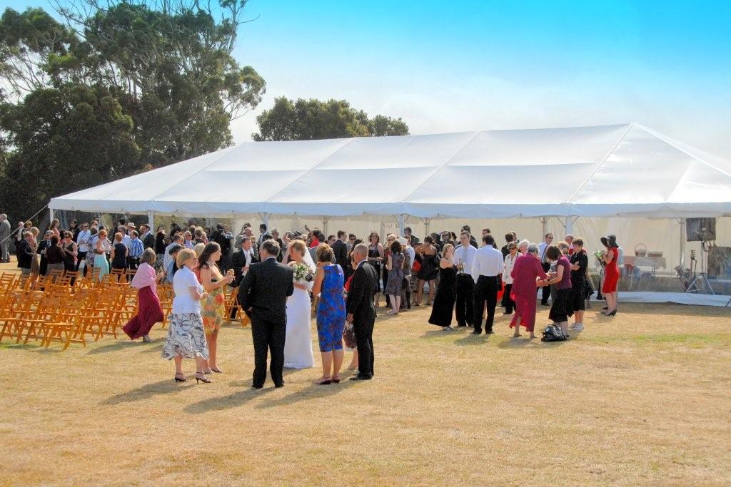 10x30 Clipframe Marquee (incl. white walls)